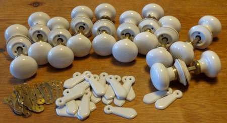 2016-06-04 Porcelain door knobs & escutcheons-450